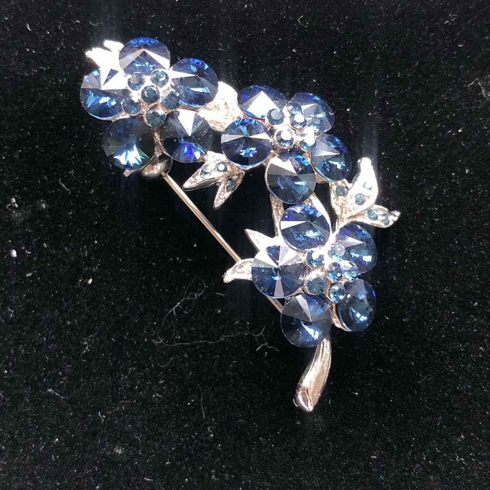 Silver & blue crystal flower brooch